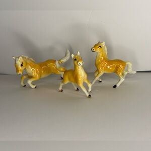 Vintage Yellow Ceramic Horse Trio
